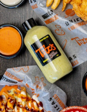 Cargar imagen en el visor de la galería, Salsa Tito's Habanero
