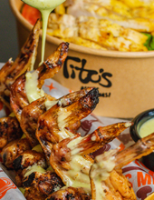 Cargar imagen en el visor de la galería, Salsa Tito's Habanero