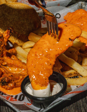 Cargar imagen en el visor de la galería, Salsa Tito's Original